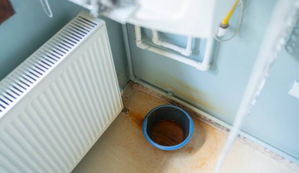 Best Emergency water damage restoration  in Hartford, WI